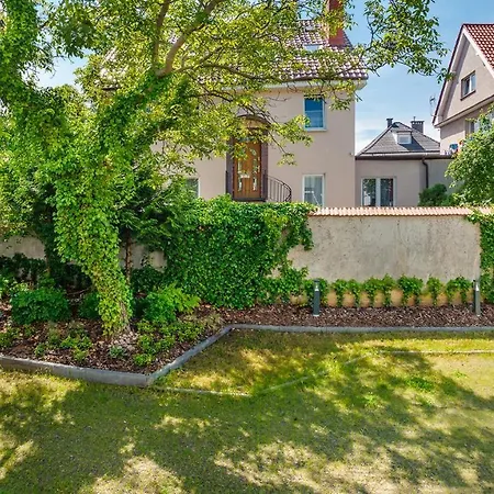 Apartment Sopockie Blonie *