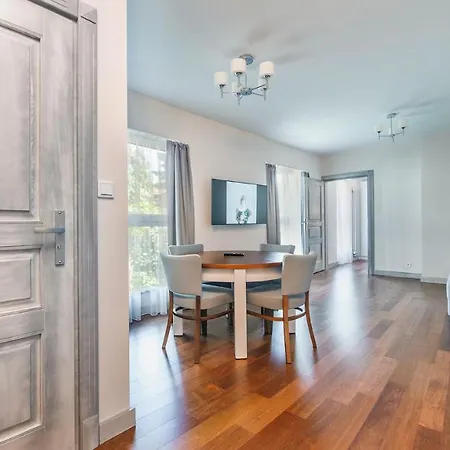 Apartment Sopockie Blonie